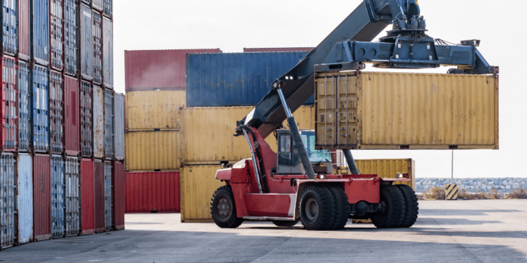 Balança comercial registra maior superávit da história para março